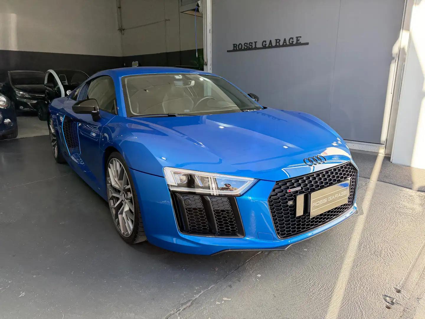 Audi R8 R8 COUPE' 5.2 V10 FSI RWS S-TRONIC 1/999 Azul - 1