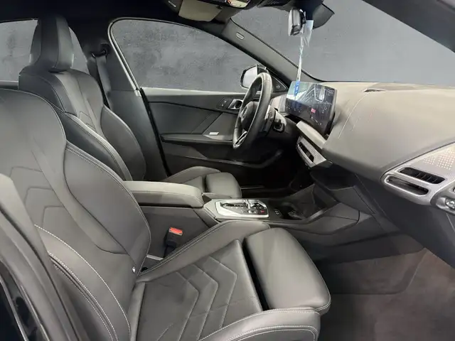 BMW M view 11