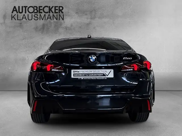 BMW M view 6
