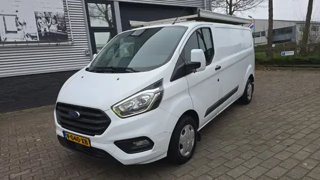 Ford Transit Custom 300 2.0 TDCI L2H IMPERIAL1