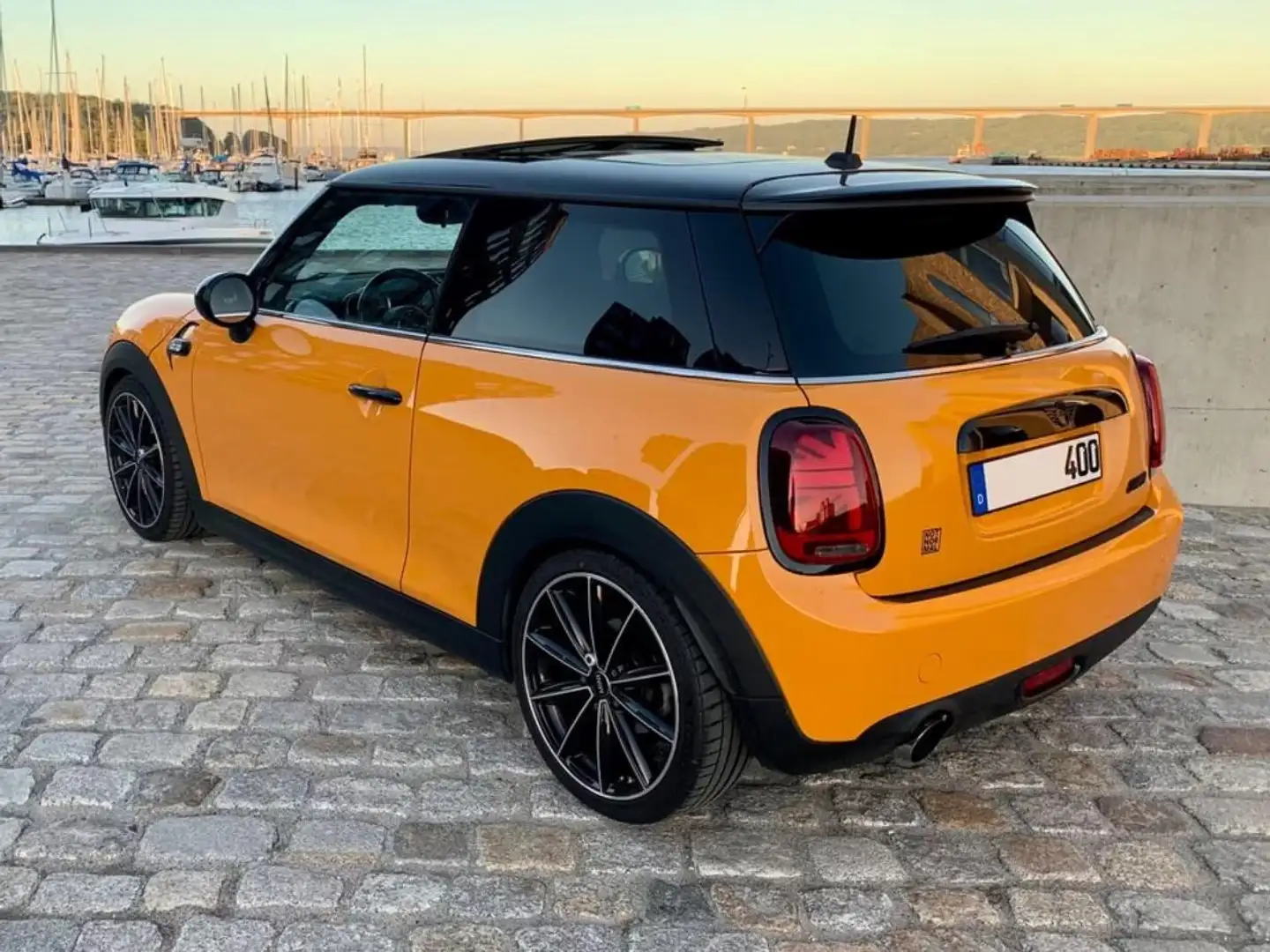 MINI Cooper Mini Cooper volcanic orange (Chili, Pano, Remus..) Oranžová - 2