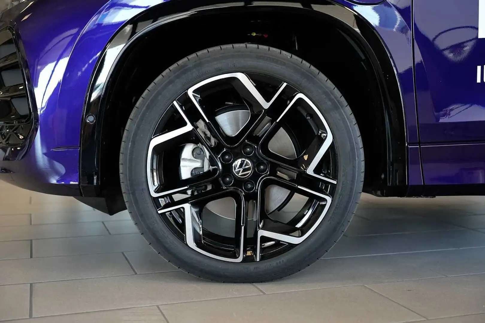 Volkswagen Tayron 1.5 TSI eHybrid DSG R-Line Plus 4A/GARANZIA Mauve - 2