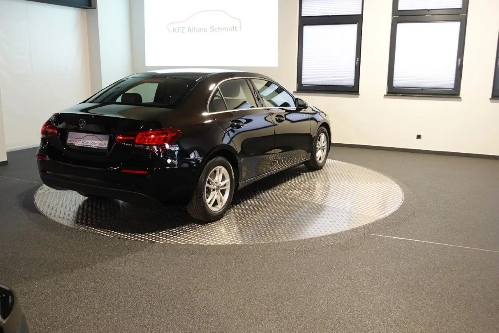 Mercedes-Benz A 200 A -Klasse Lim. A 200 Noir - 2