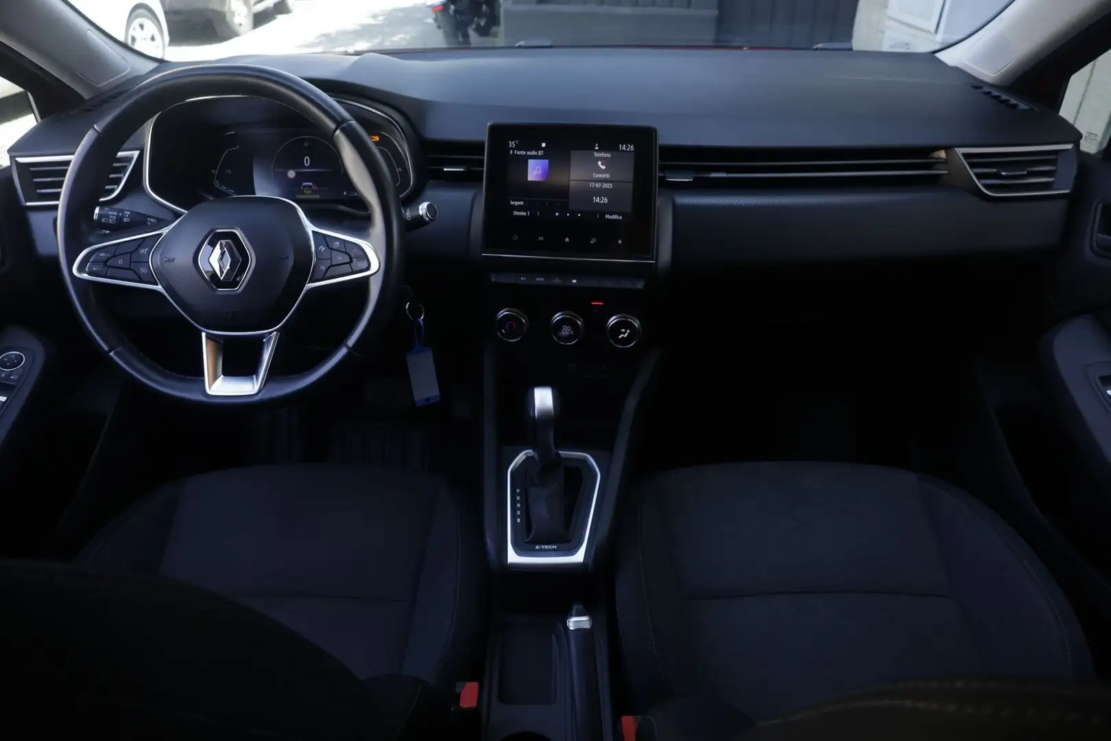 Renault Clio Renault Clio Hybrid E-Tech 140 CV 5 porte Initial Rosso - 2
