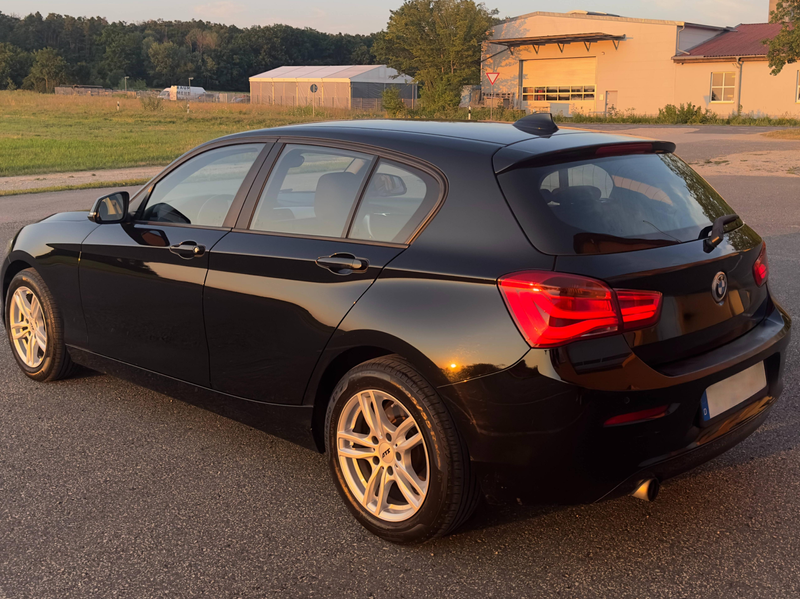 BMW 118 118 i Advantage — photo 6
