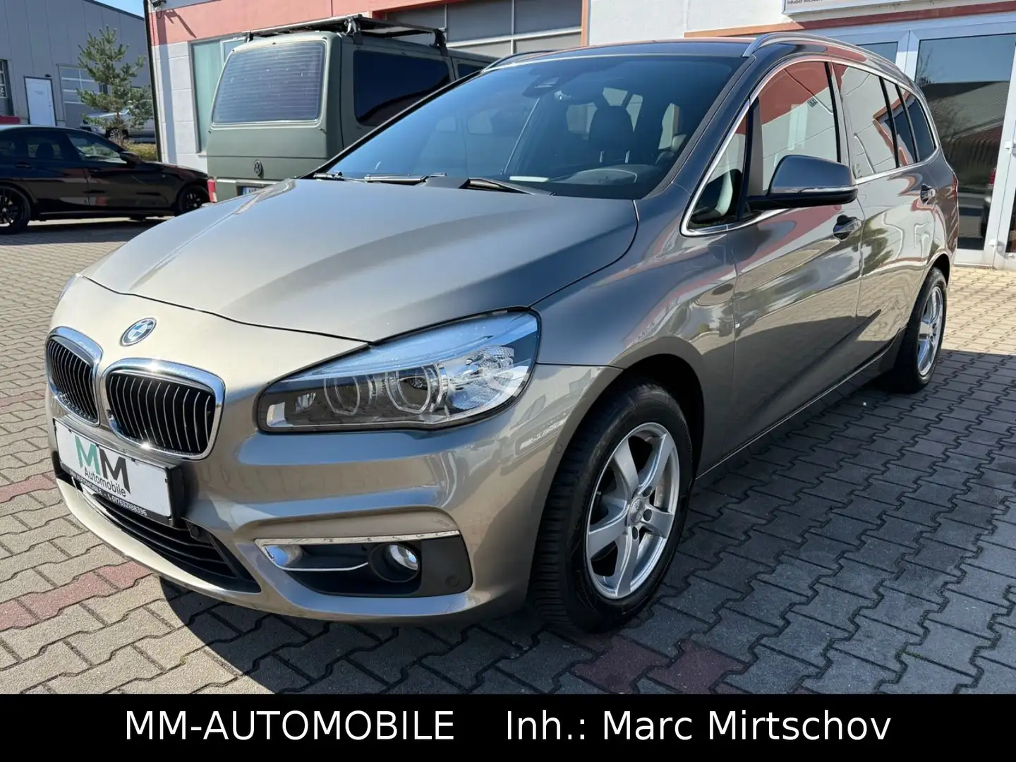 BMW 218 dGT LuxuryLine-2.HA-NAV-LED-HIFI-LEDER-BMW KD Silber - 2