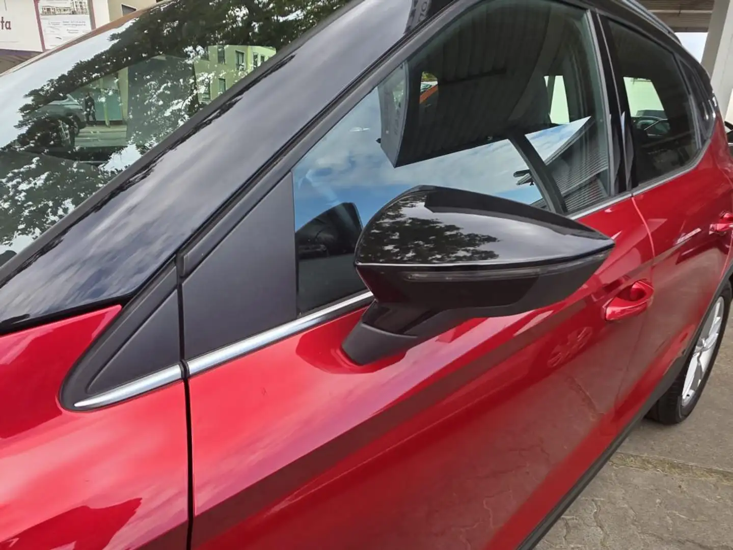SEAT Arona FR Rot - 2