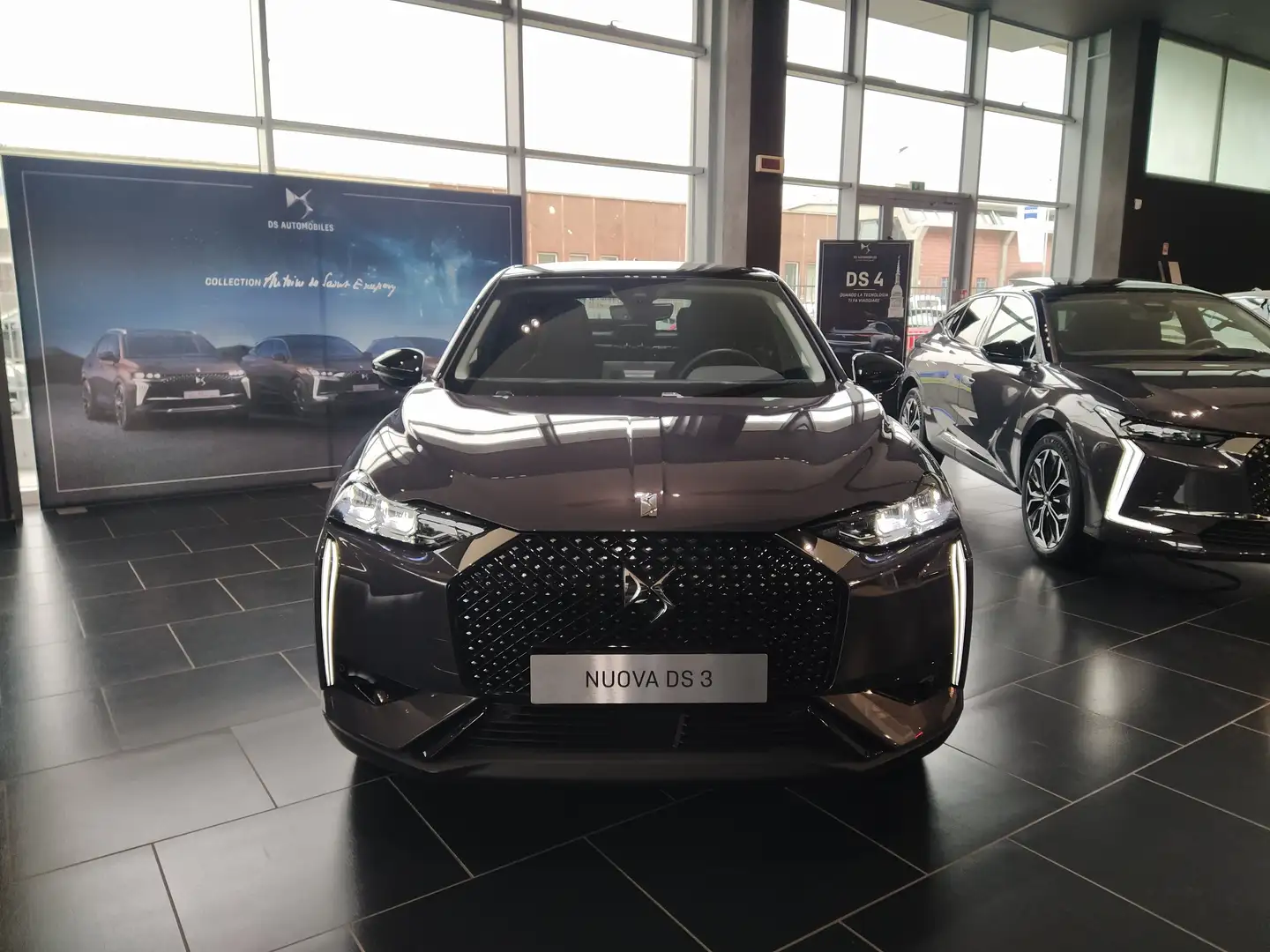 DS Automobiles DS 3 1.2 Hybrid 136cv DCT6 ANTOINE DE SAINT EXUPERY KM0 Grigio - 2