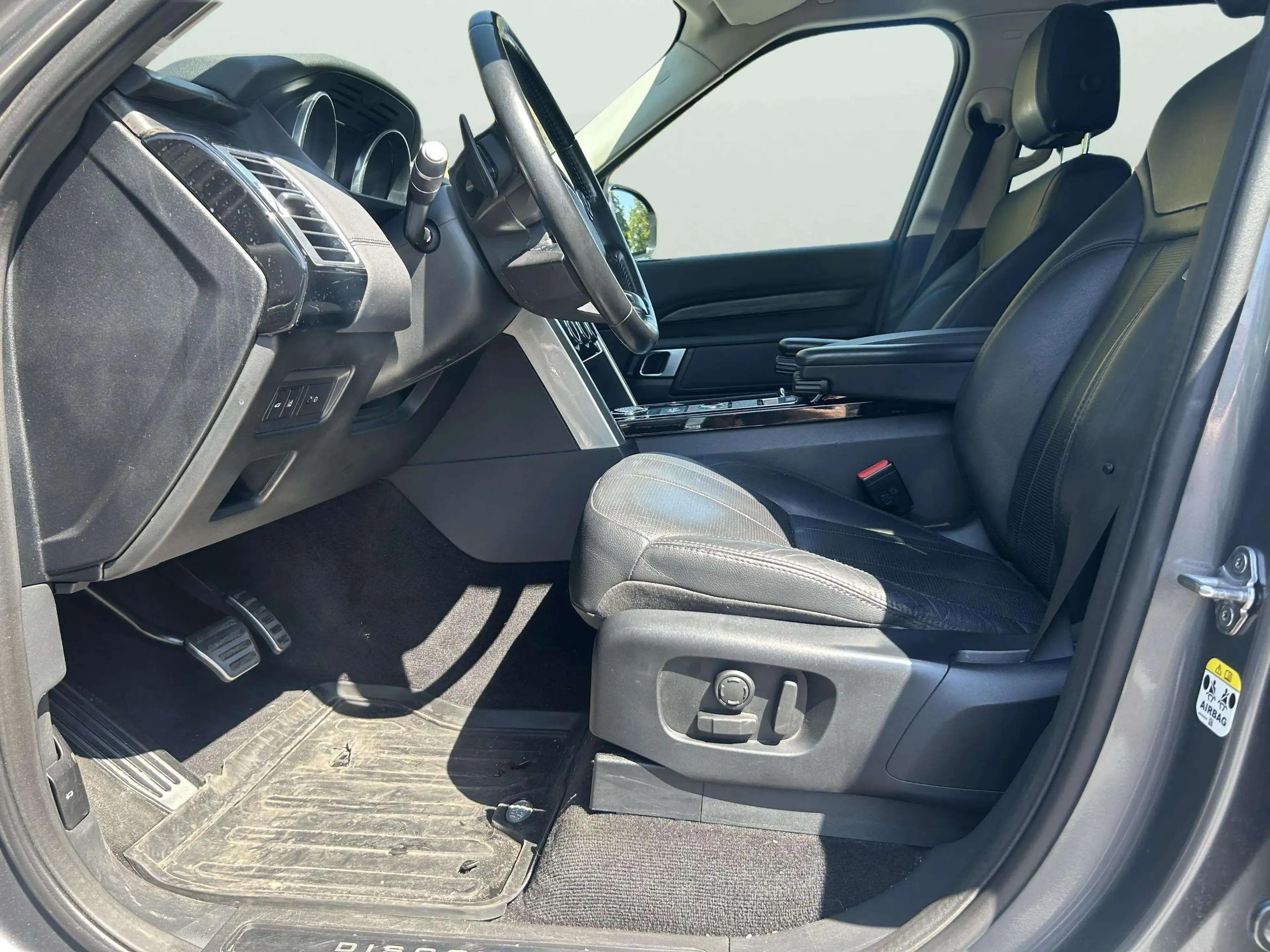 Land Rover Discovery Discovery 2.0 SD4 HSE Luxury 7pl. — photo 9