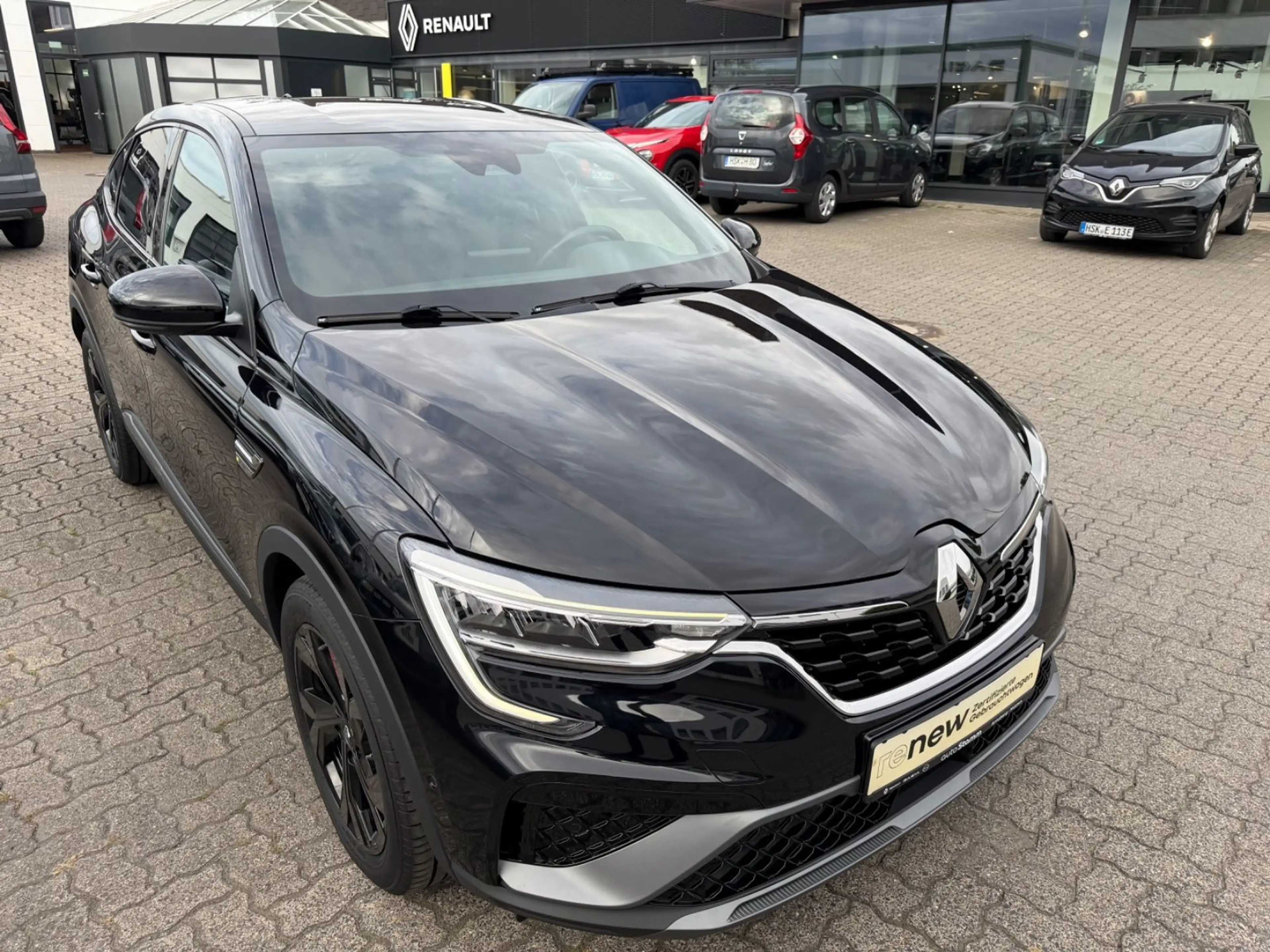 Renault Arkana E-TECH 145 R.S. Line — photo 2