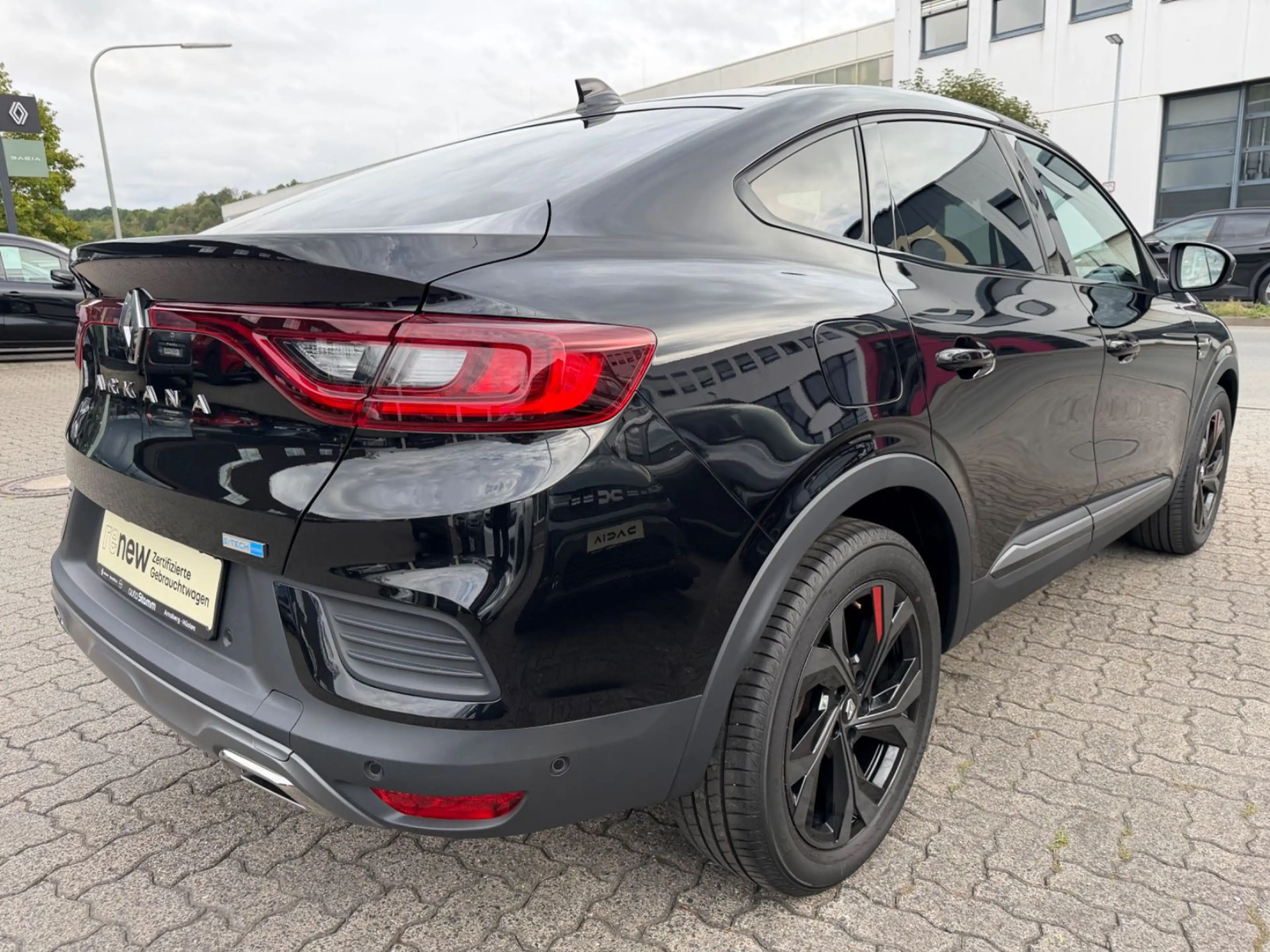 Renault Arkana E-TECH 145 R.S. Line — photo 14