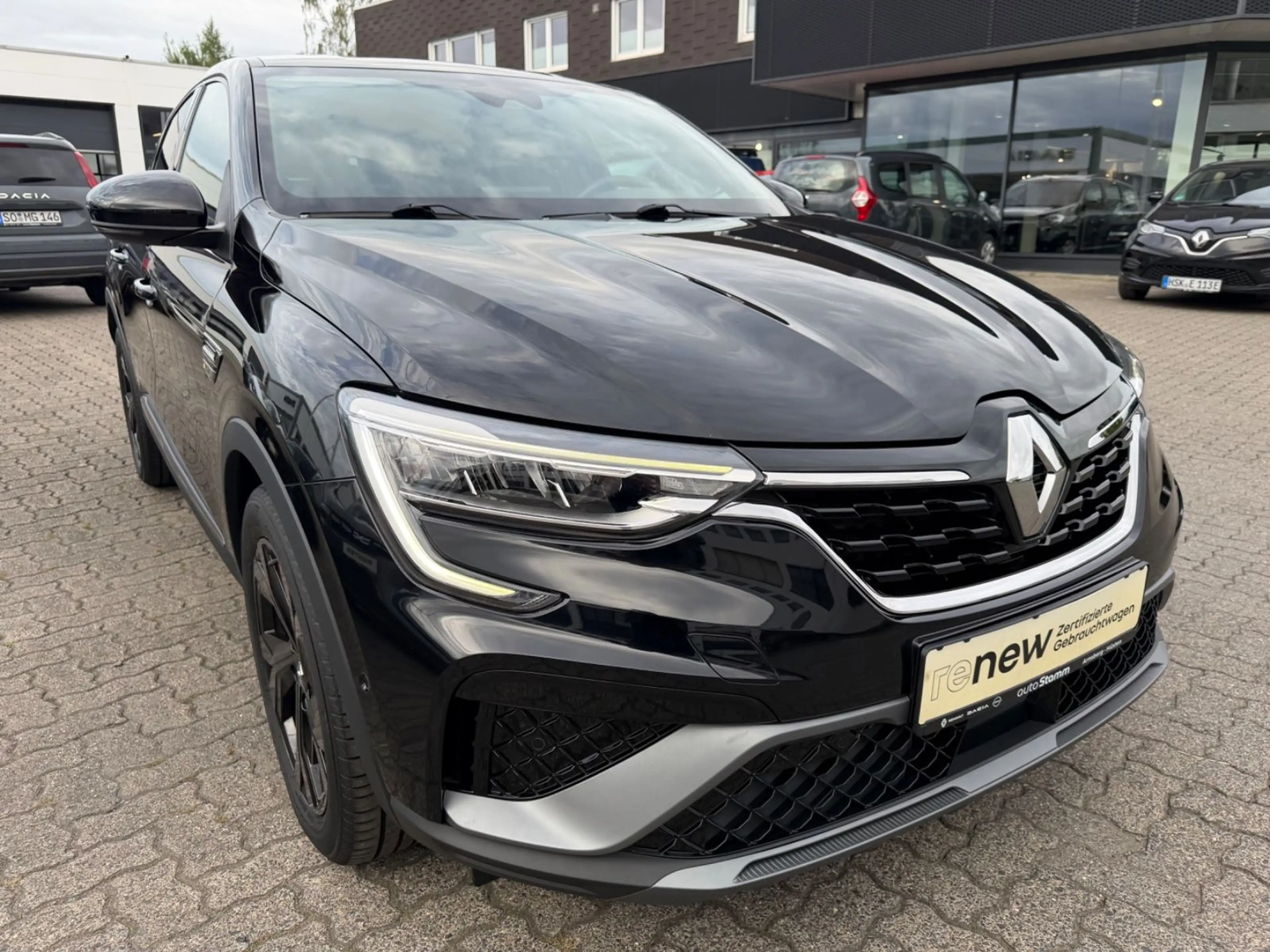 Renault Arkana E-TECH 145 R.S. Line — photo 4