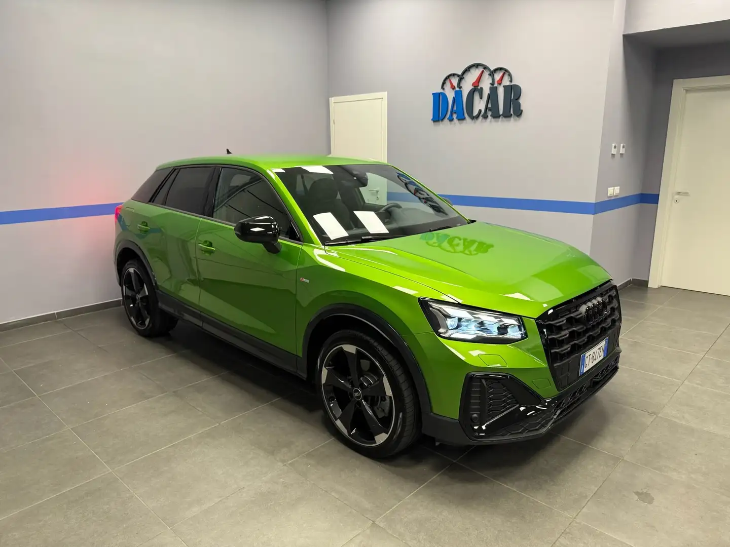 Audi Q2 Q2 2.0 tdi Identity Black S-tronic IVA DEDUCIBILE Verde - 1