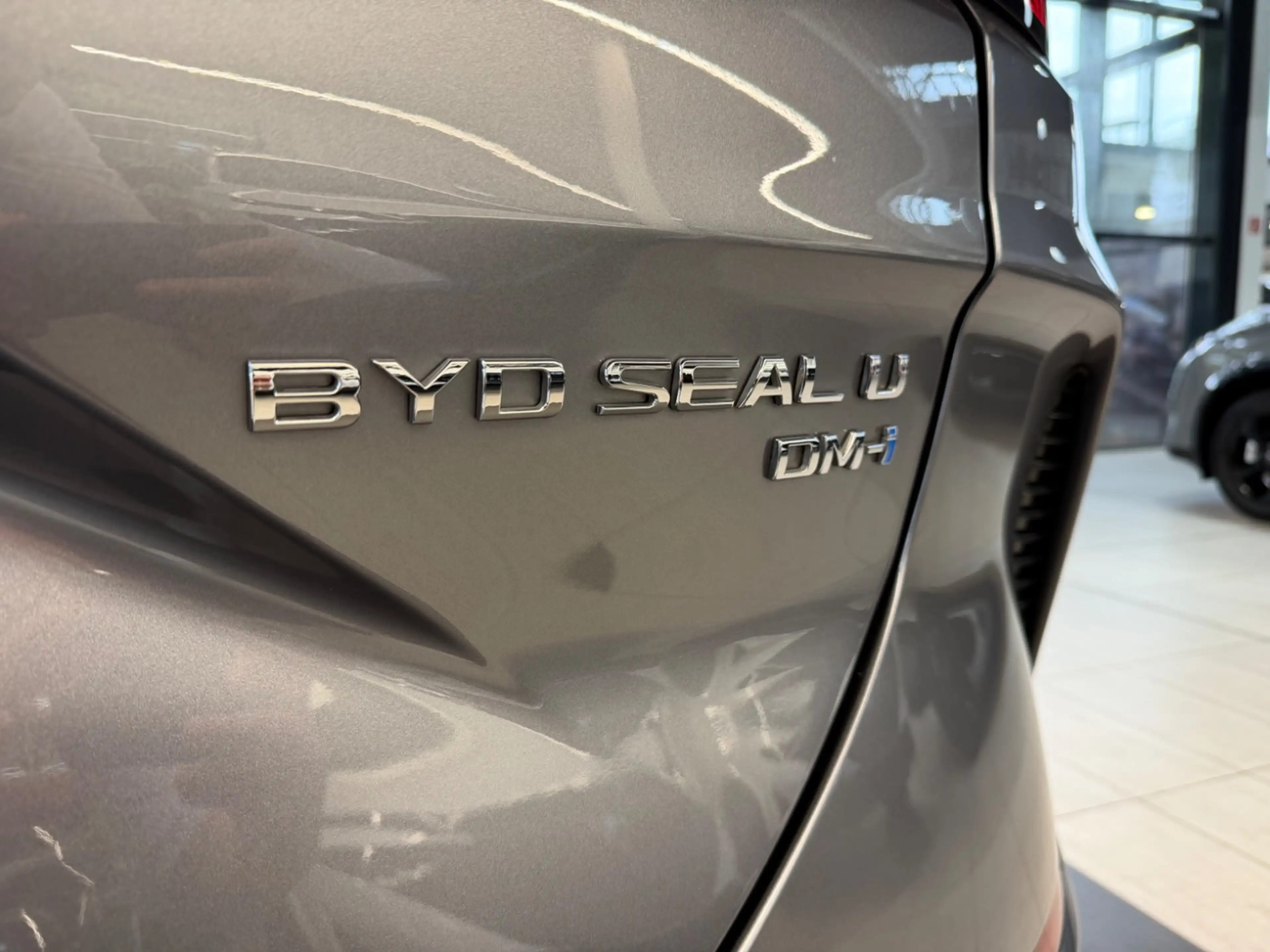 BYD Seal U DM-i 1.5 PHEV Boost LED Pano SHZ Assist — photo 10