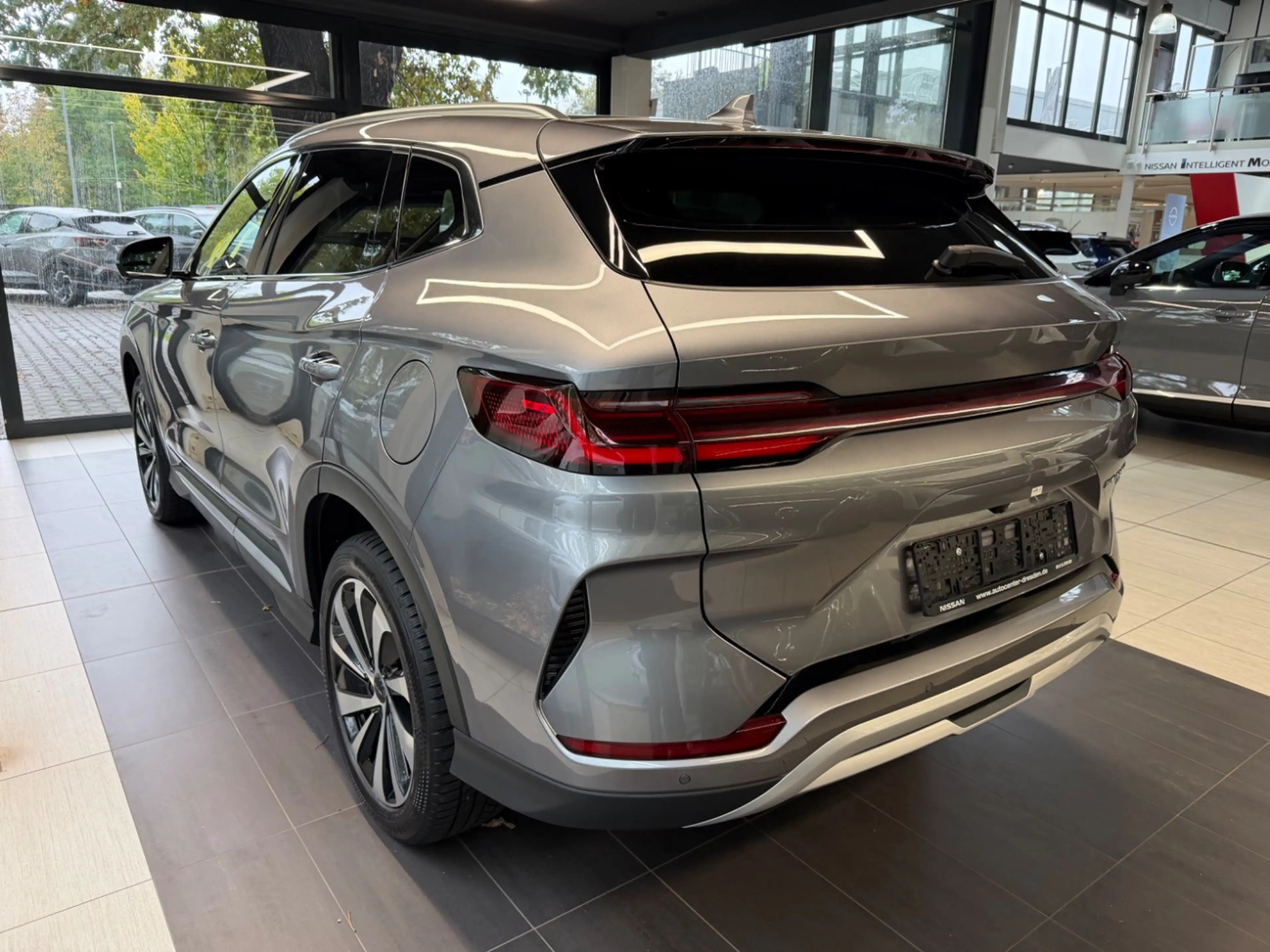 BYD Seal U DM-i 1.5 PHEV Boost LED Pano SHZ Assist — photo 13