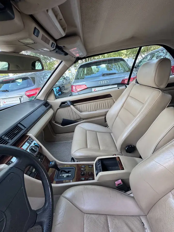 Mercedes-Benz CE 220 CABRIO SPORTLINE, foto 9