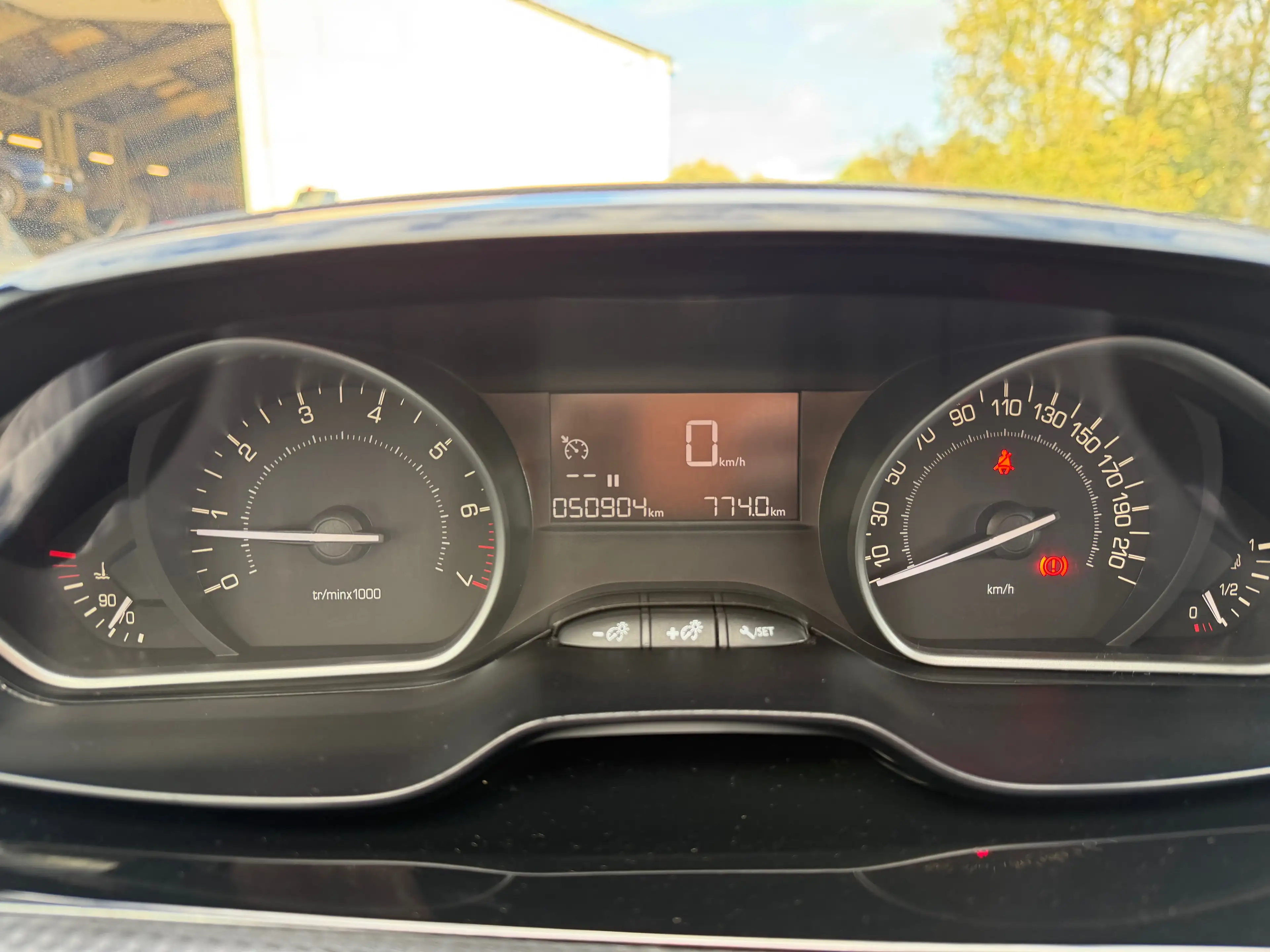 Peugeot 2008 2008 1.2i essence / 50.904 km / 1er propriétaire — photo 11