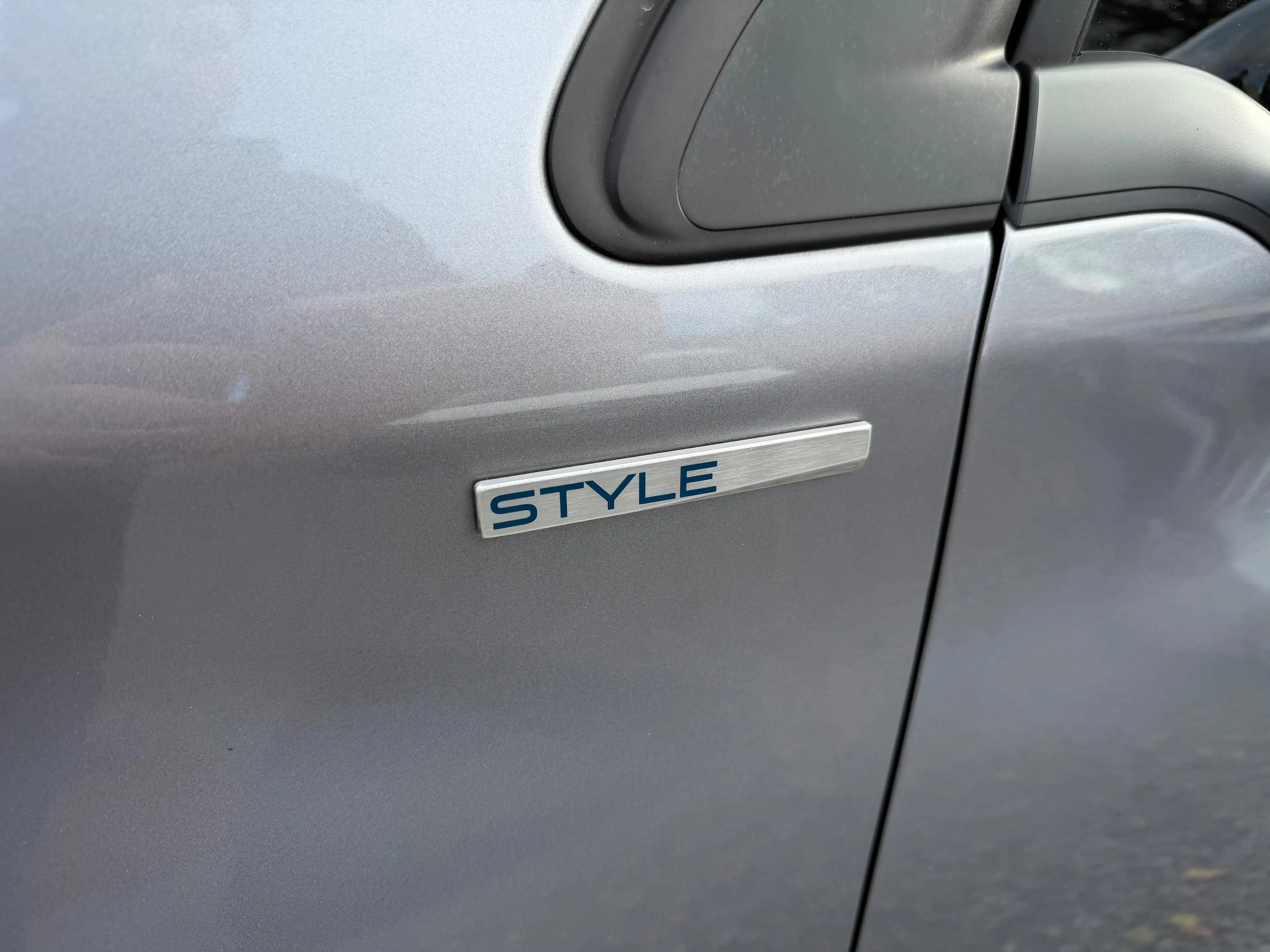 Peugeot 2008 2008 1.2i essence / 50.904 km / 1er propriétaire — photo 3