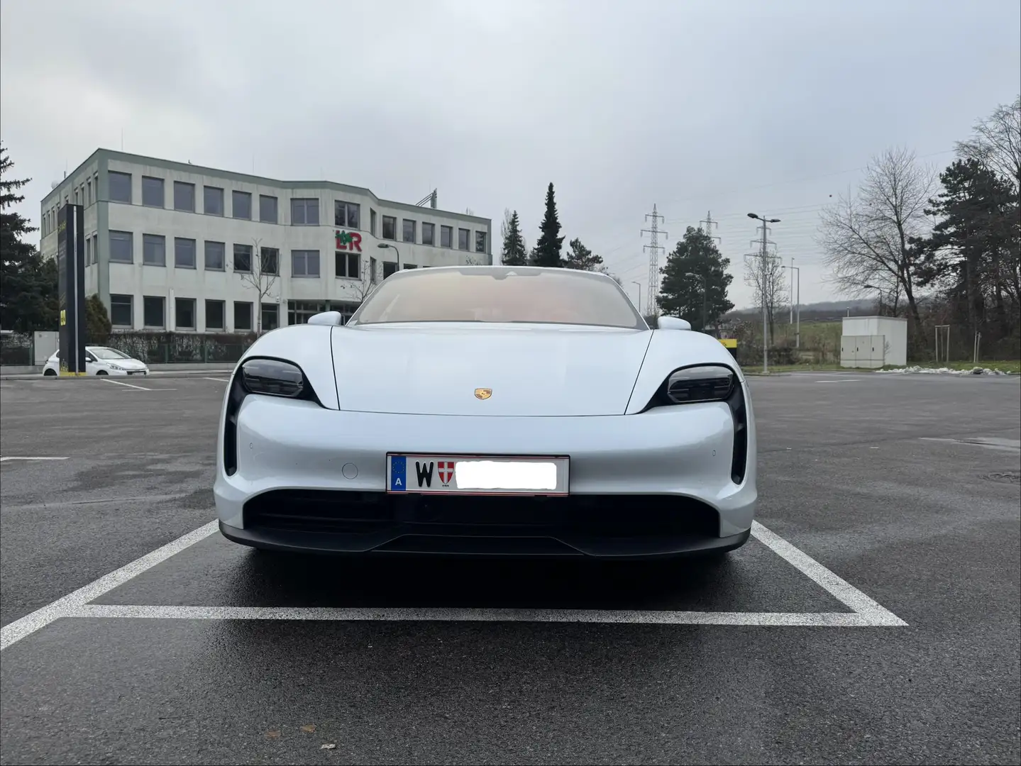 Porsche Taycan 4S Performancebatterie Plus Weiß - 2