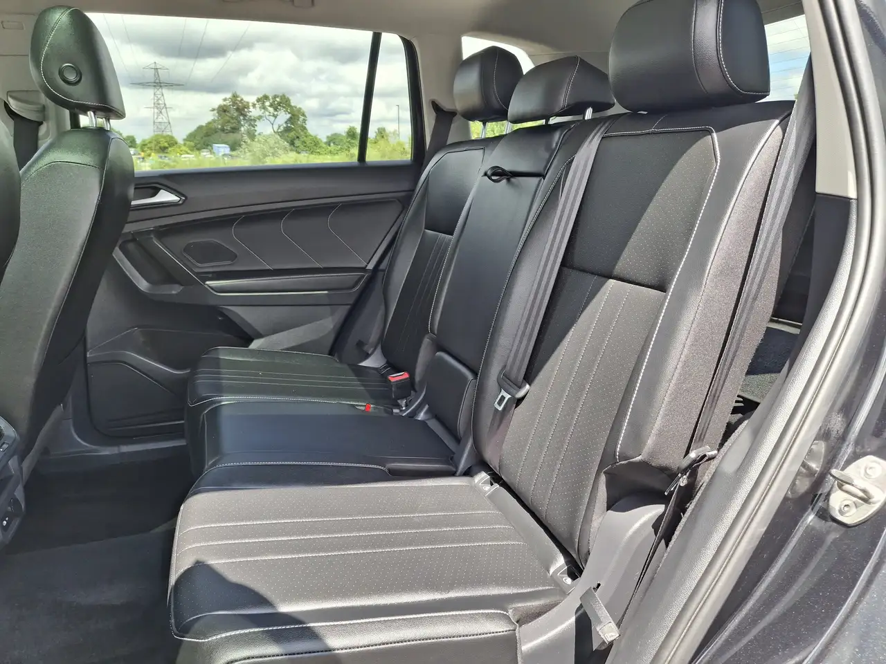 Volkswagen Tiguan снимка Volkswagen Tiguan