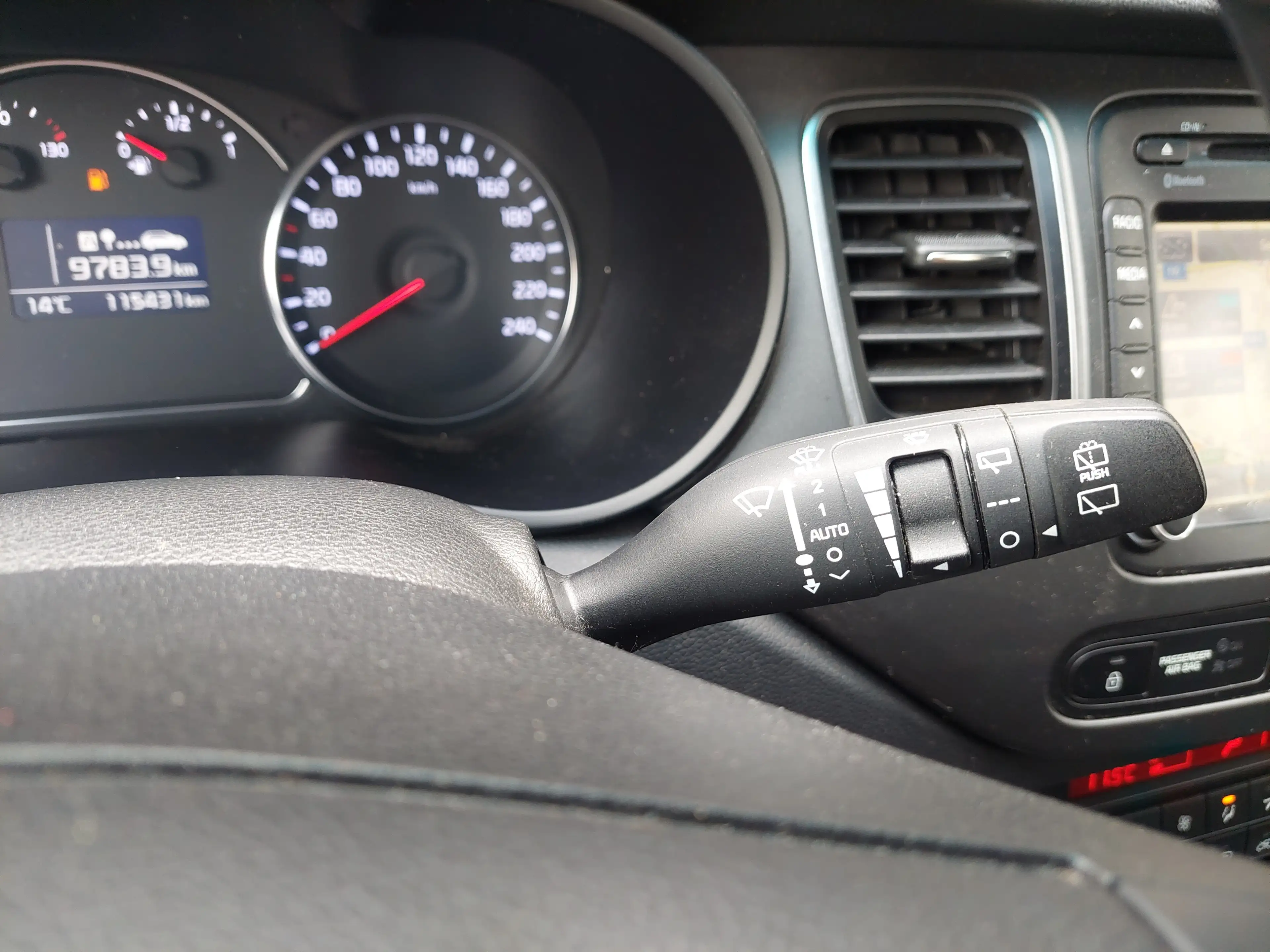 Kia Carens Carens 1.6 GDI ISG Spirit — photo 14
