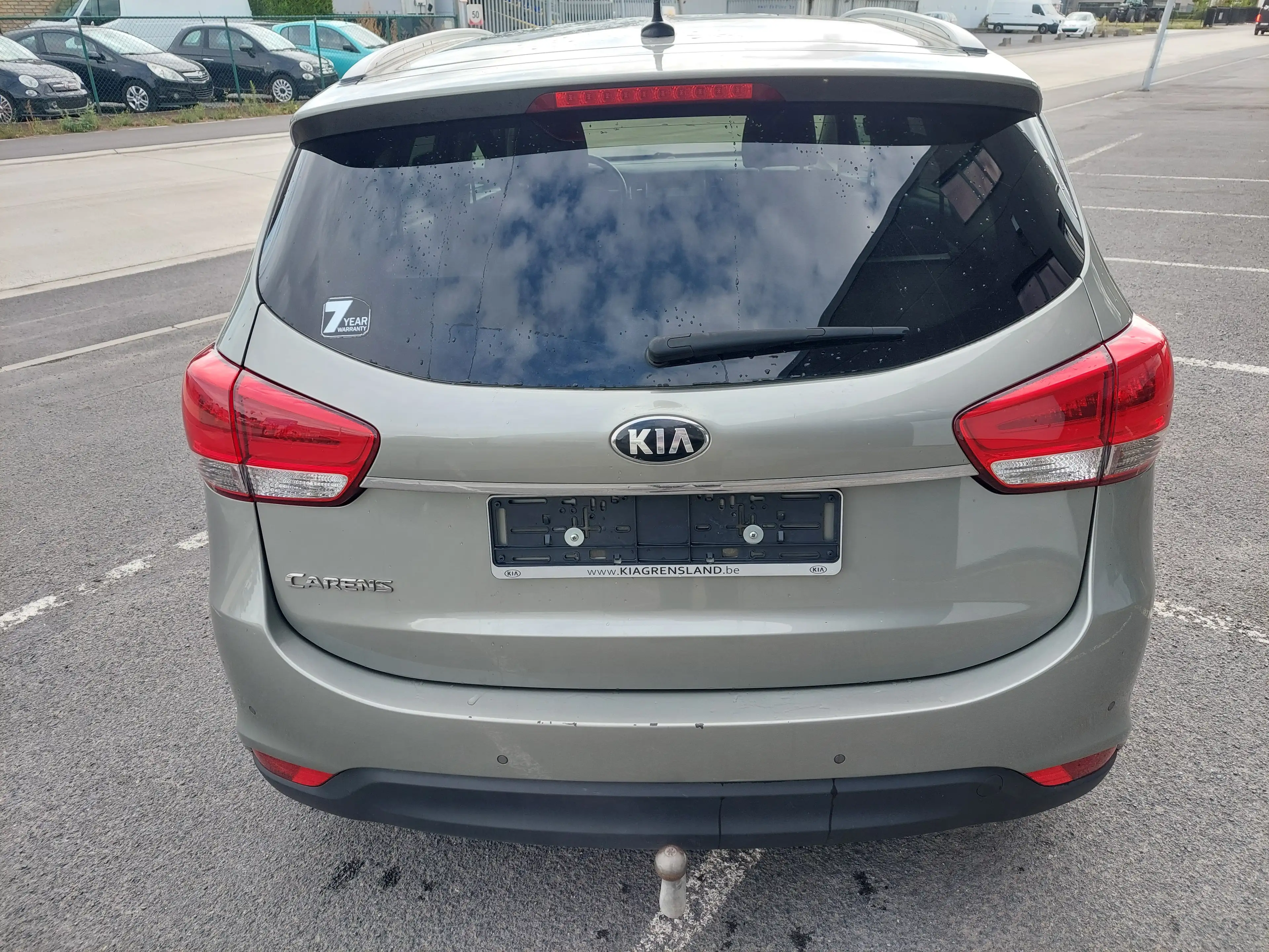 Kia Carens Carens 1.6 GDI ISG Spirit — photo 5