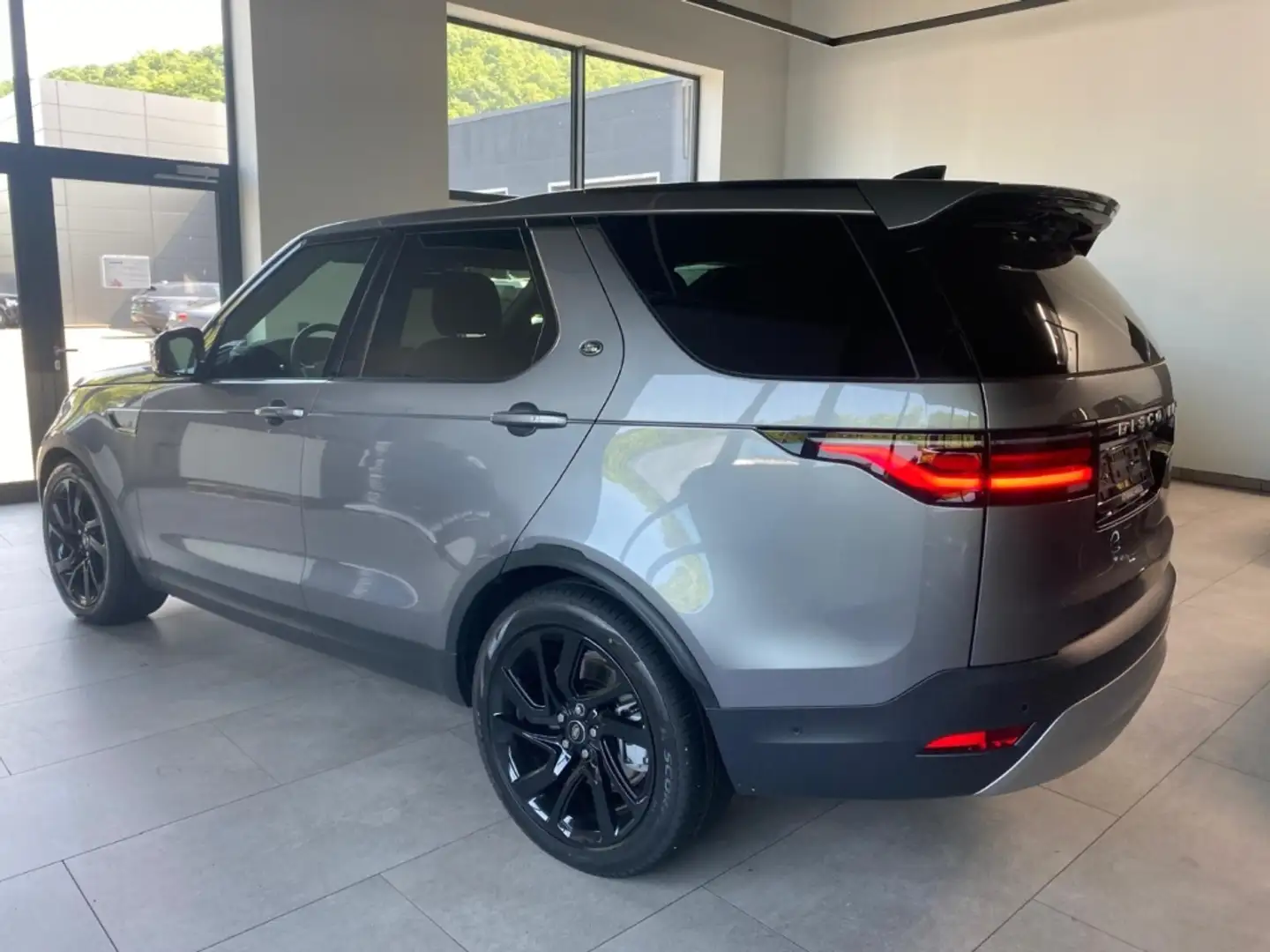 Land Rover Discovery D250 S 7-SITZE AHK 21''LM WINTERPAKET Grijs - 2