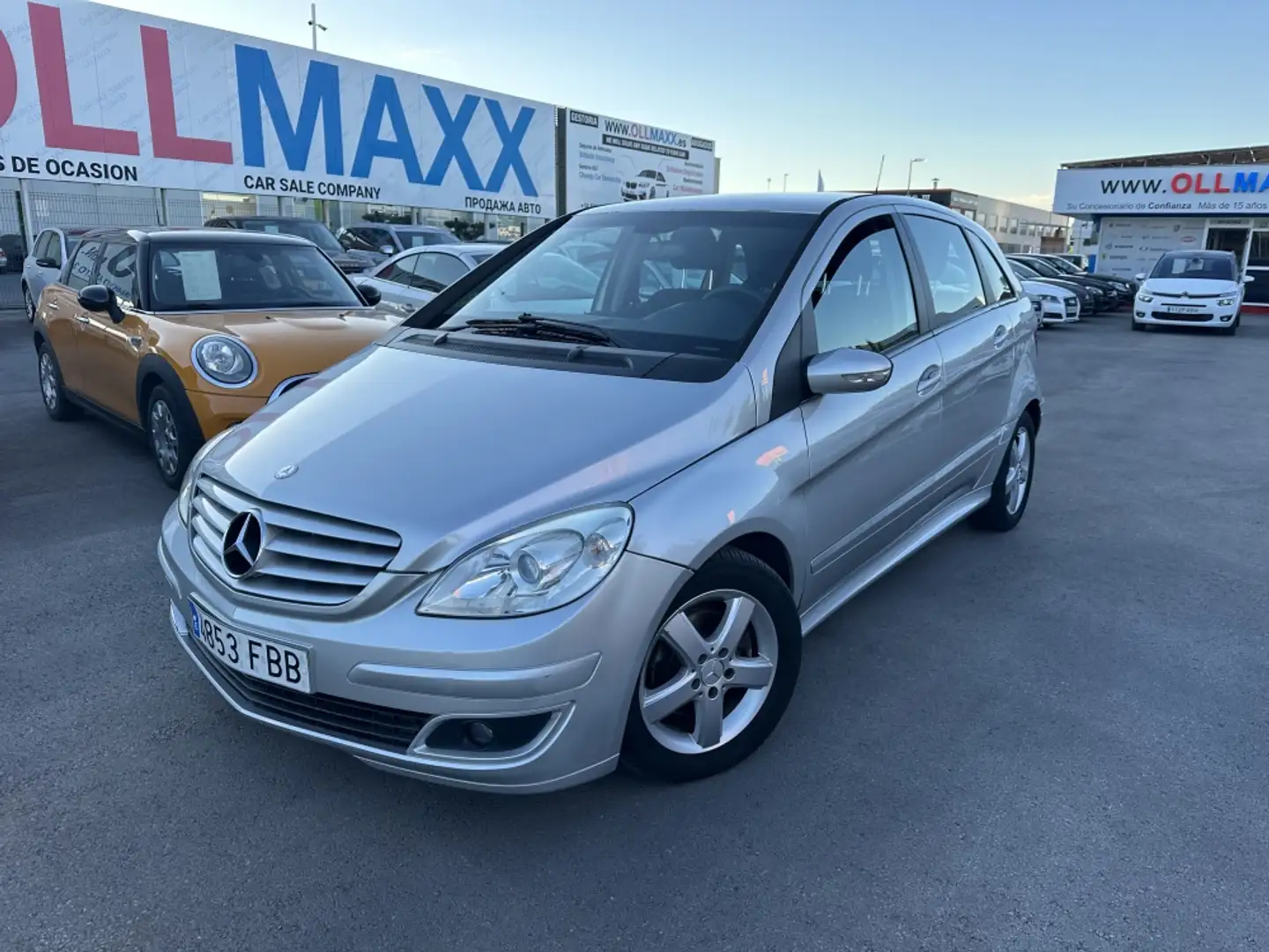Mercedes-Benz B 180 180CDI Autotronic Argent - 2