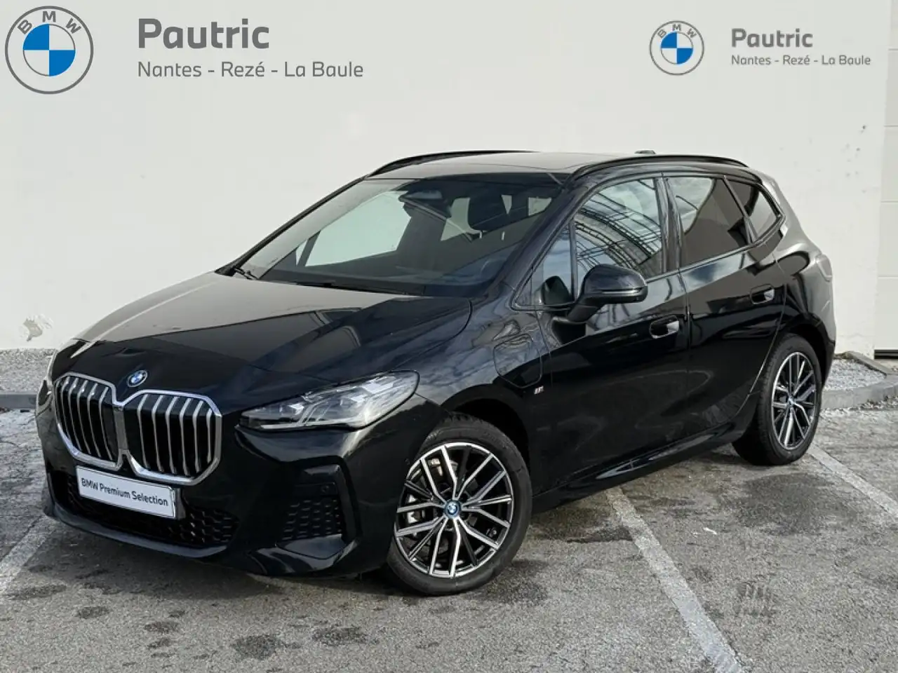 BMW 225