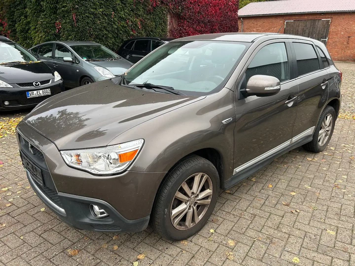 Mitsubishi ASX Edition 2WD Braun - 1