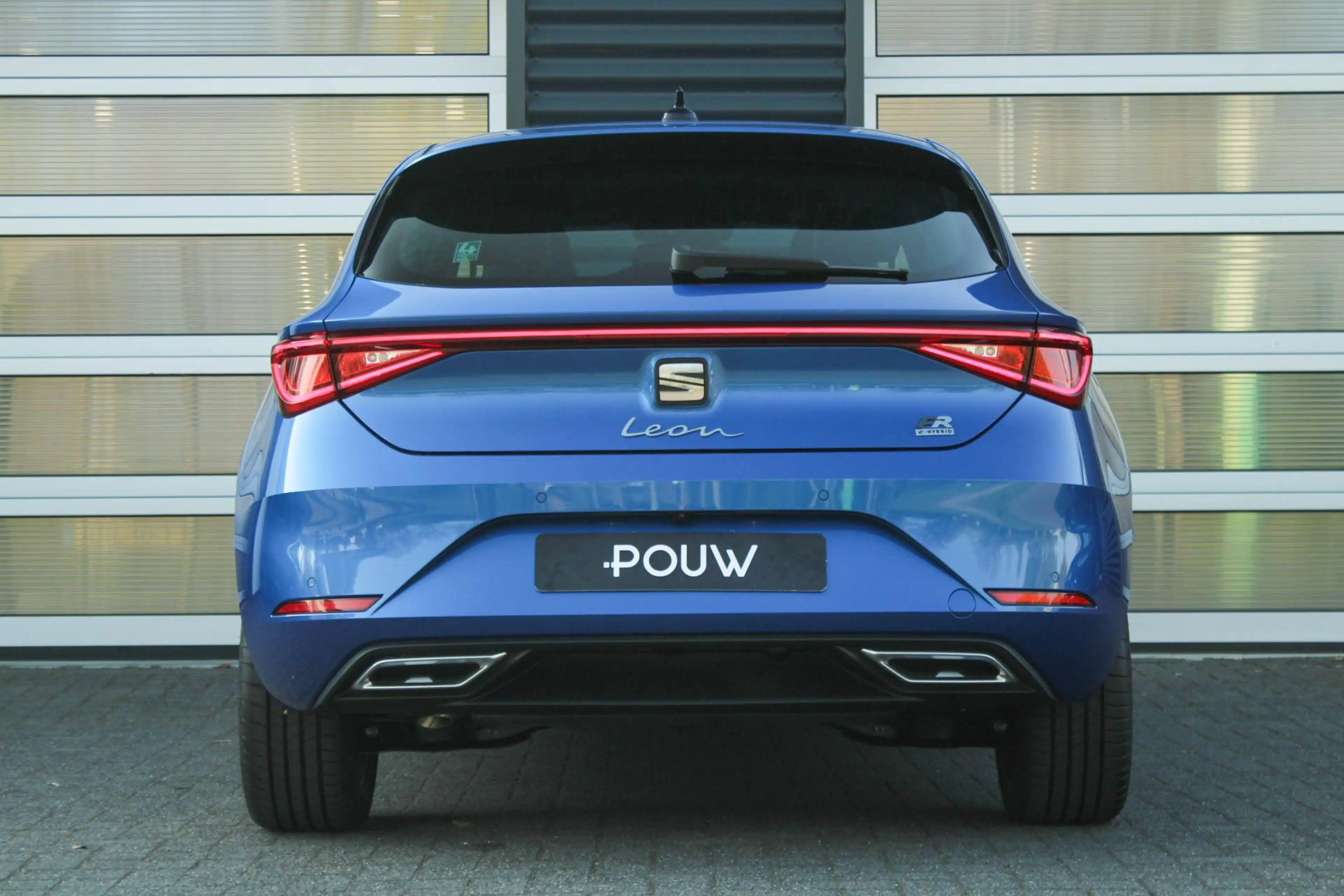 SEAT Leon e-Hybrid 1.5 TSI 204pk FR Business | Technology Pack | 18" — photo 9