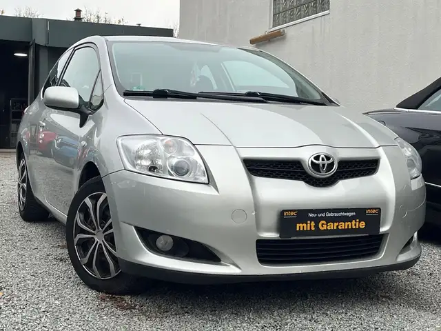Toyota Auris Sol*Klimaauto*Elektr. Fenster*8-Fach bere*