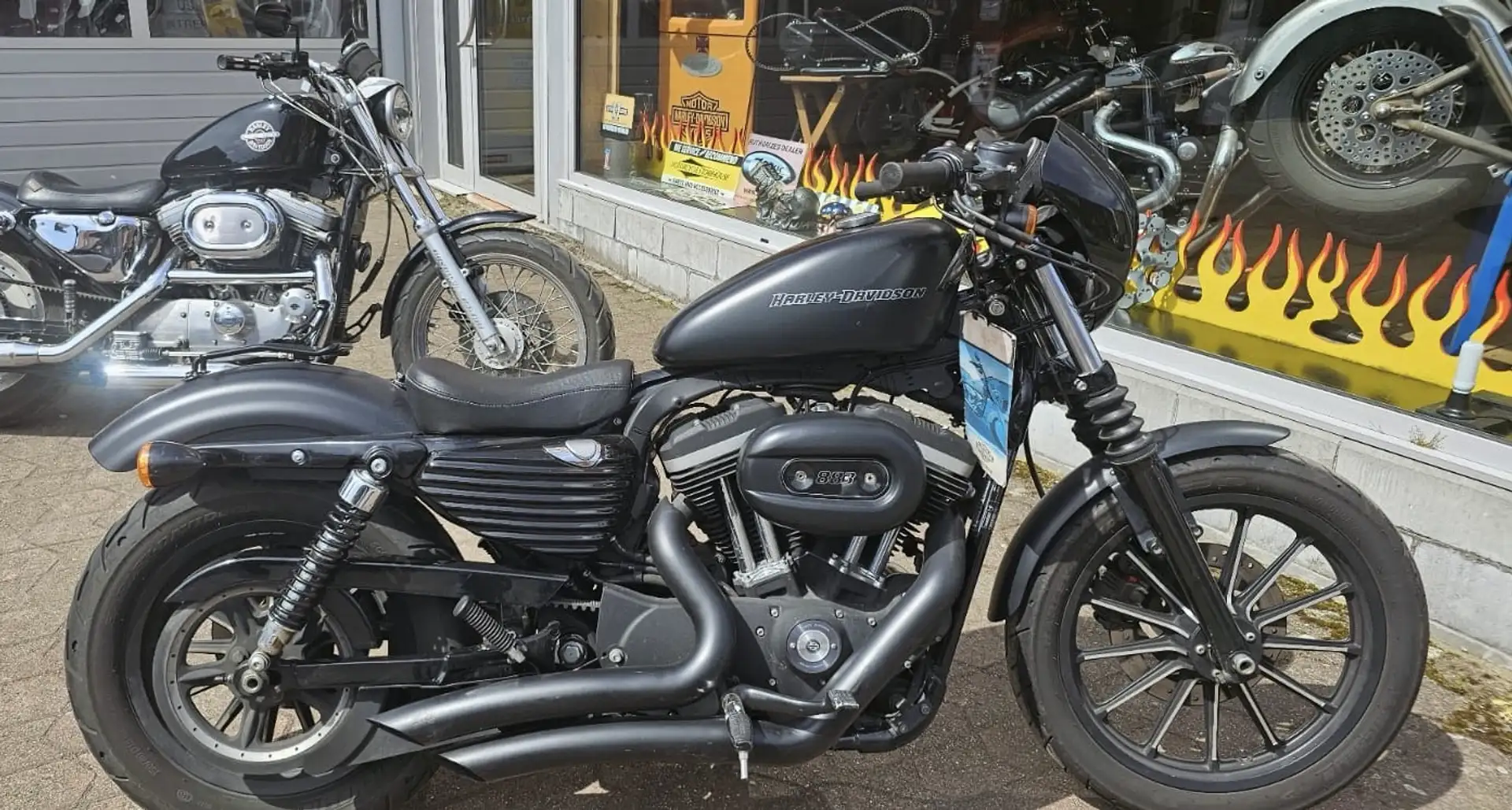 Harley-Davidson Iron 883 - 2