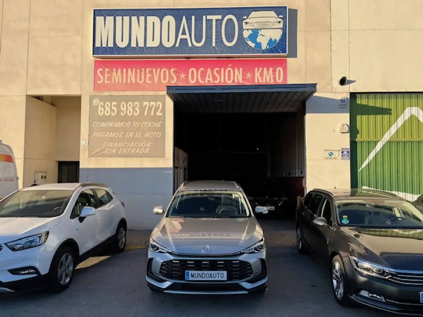 MG ZS 1.5 Hybrid+ Comfort Gris - 1