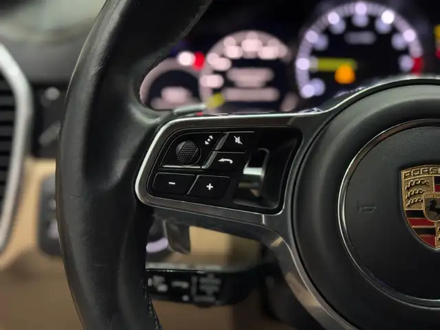 Porsche Cayenne Coupe *SportDesignPaket*HUD*22Zoll*PorscheApproved Ansicht 36