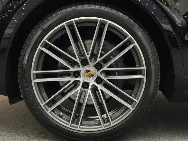 Porsche Cayenne Coupe *SportDesignPaket*HUD*22Zoll*PorscheApproved Ansicht 48