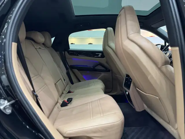 Porsche Cayenne Coupe *SportDesignPaket*HUD*22Zoll*PorscheApproved Ansicht 26