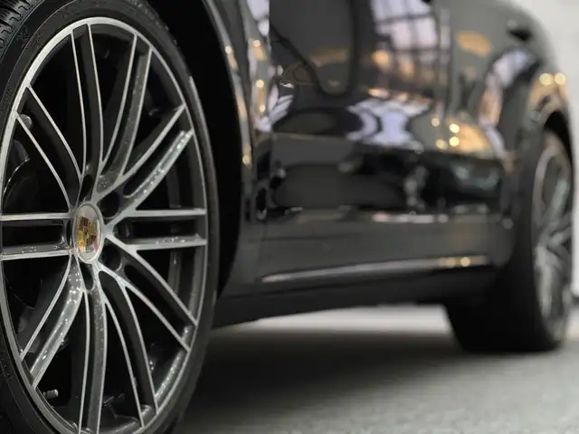 Porsche Cayenne Coupe *SportDesignPaket*HUD*22Zoll*PorscheApproved Ansicht 47