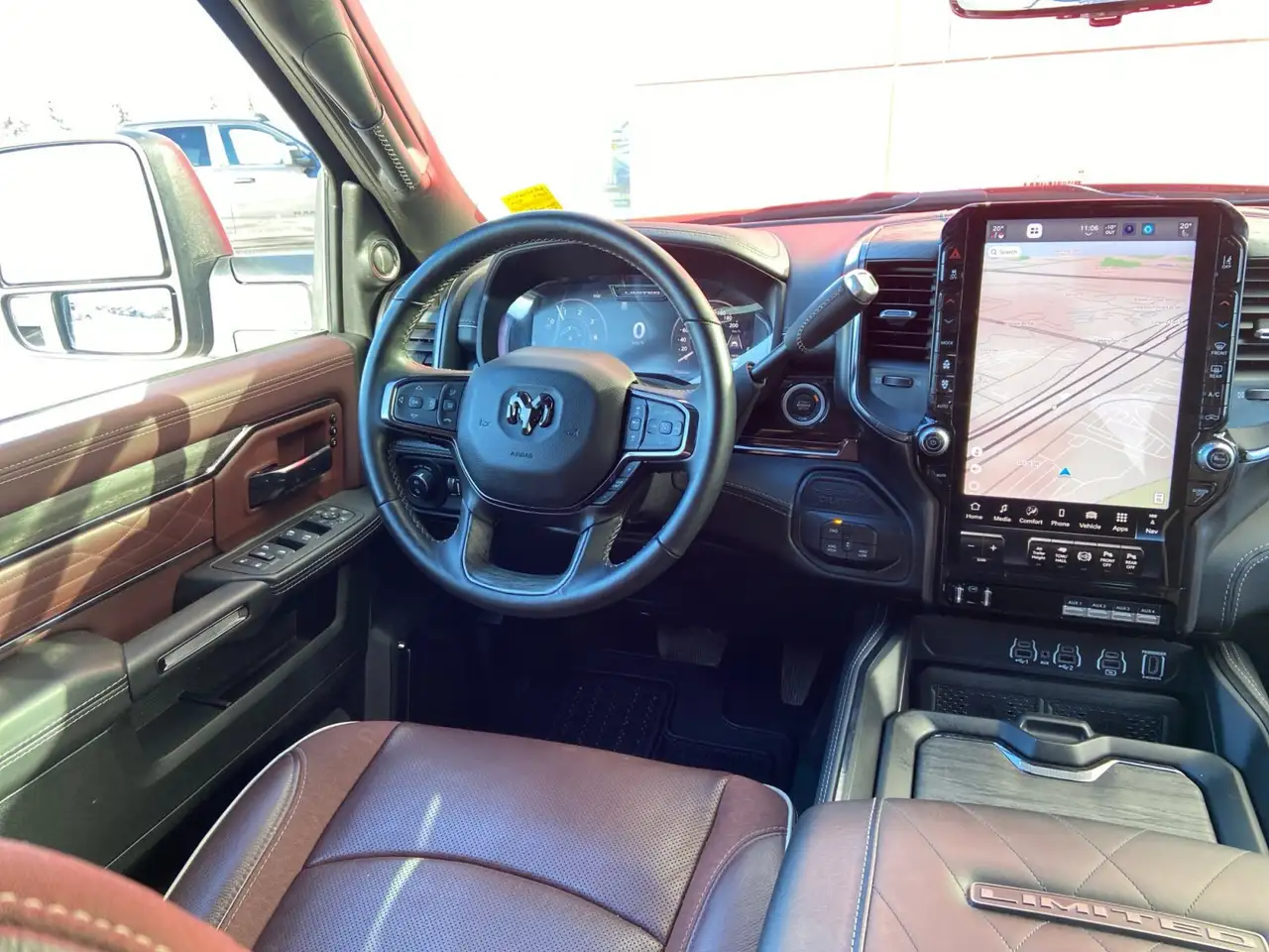 RAM 3500 снимка RAM 3500