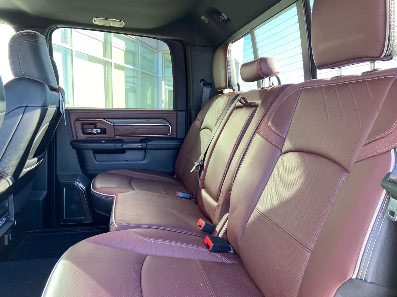 RAM 3500 снимка RAM 3500