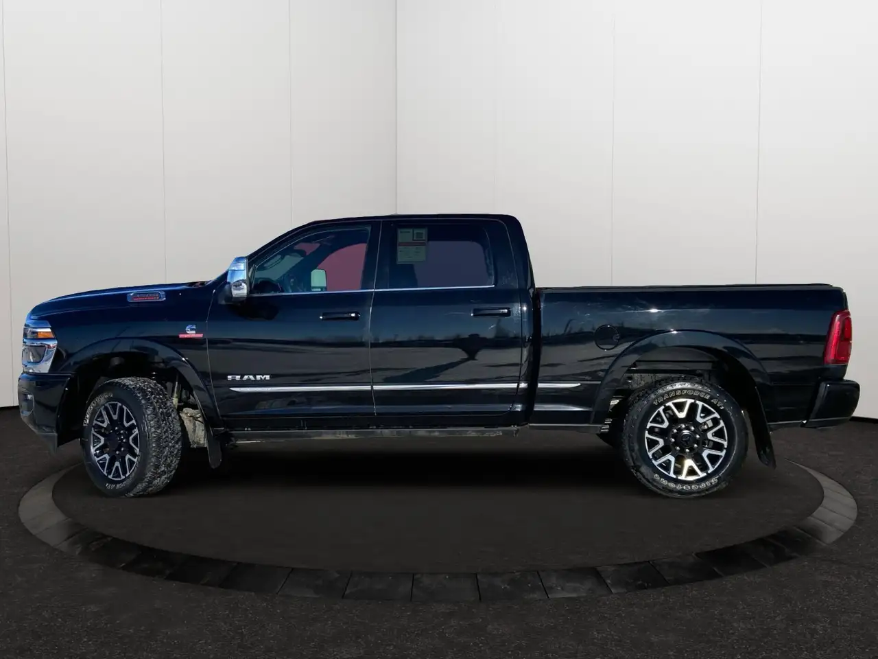 RAM 3500 снимка RAM 3500