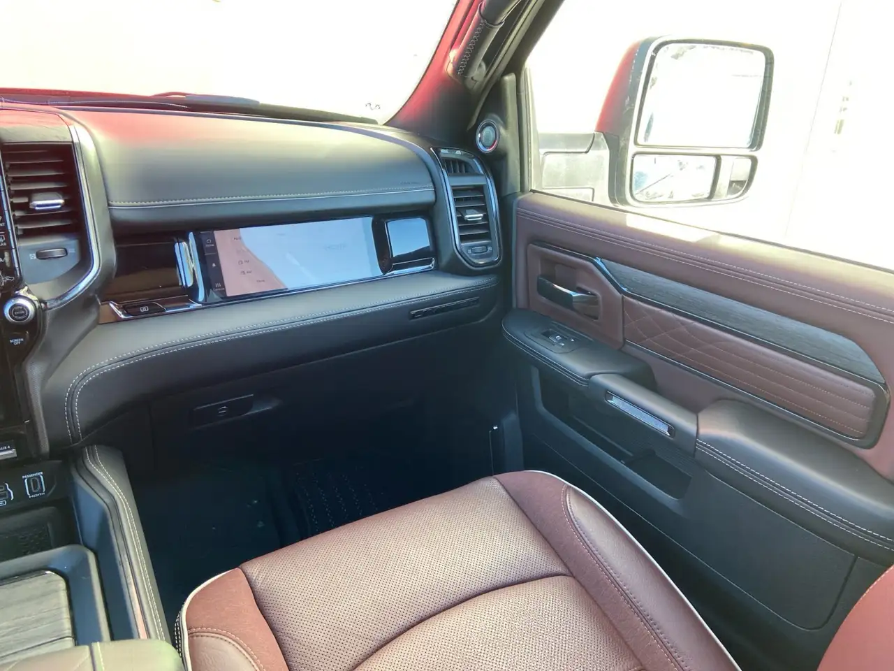 RAM 3500 снимка RAM 3500