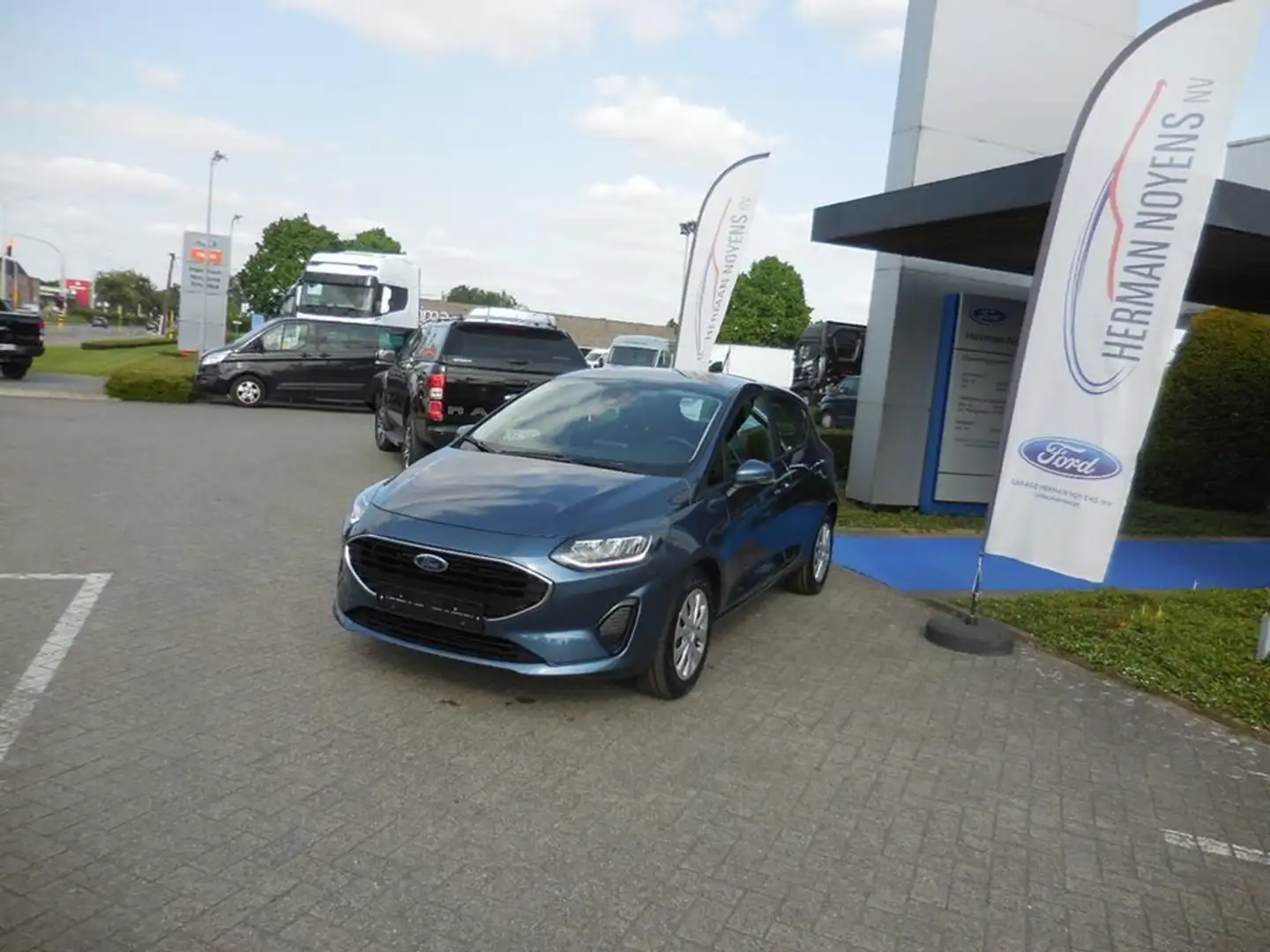 Ford Fiesta Connected Blauw - 2