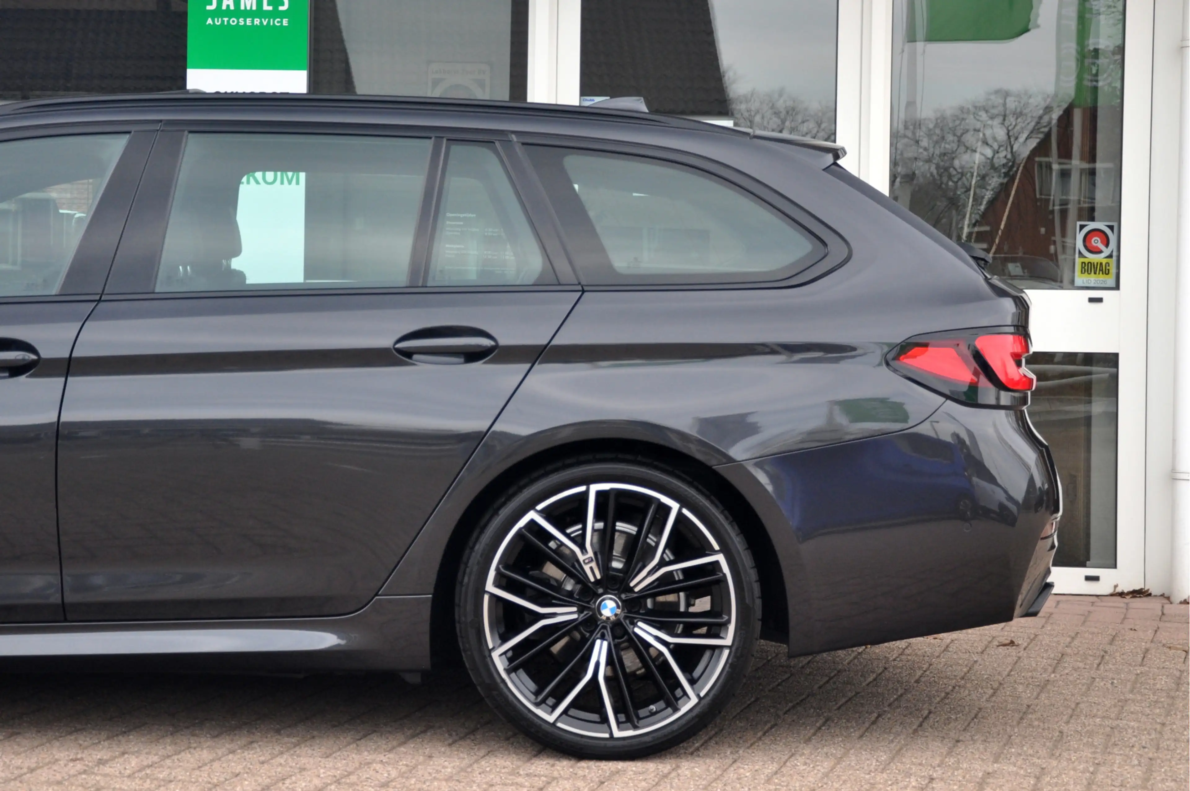 BMW 518 5-serie Touring 518d High Executive Edition | M-Sp — photo 8