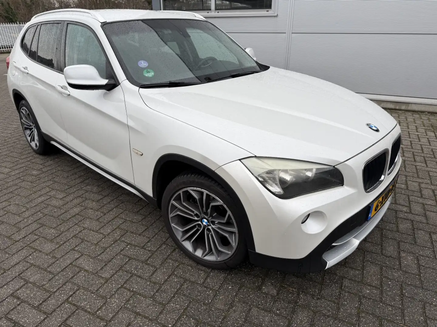 BMW X1 sDrive18i Exec.**ZEER MOOI *** Weiß - 1