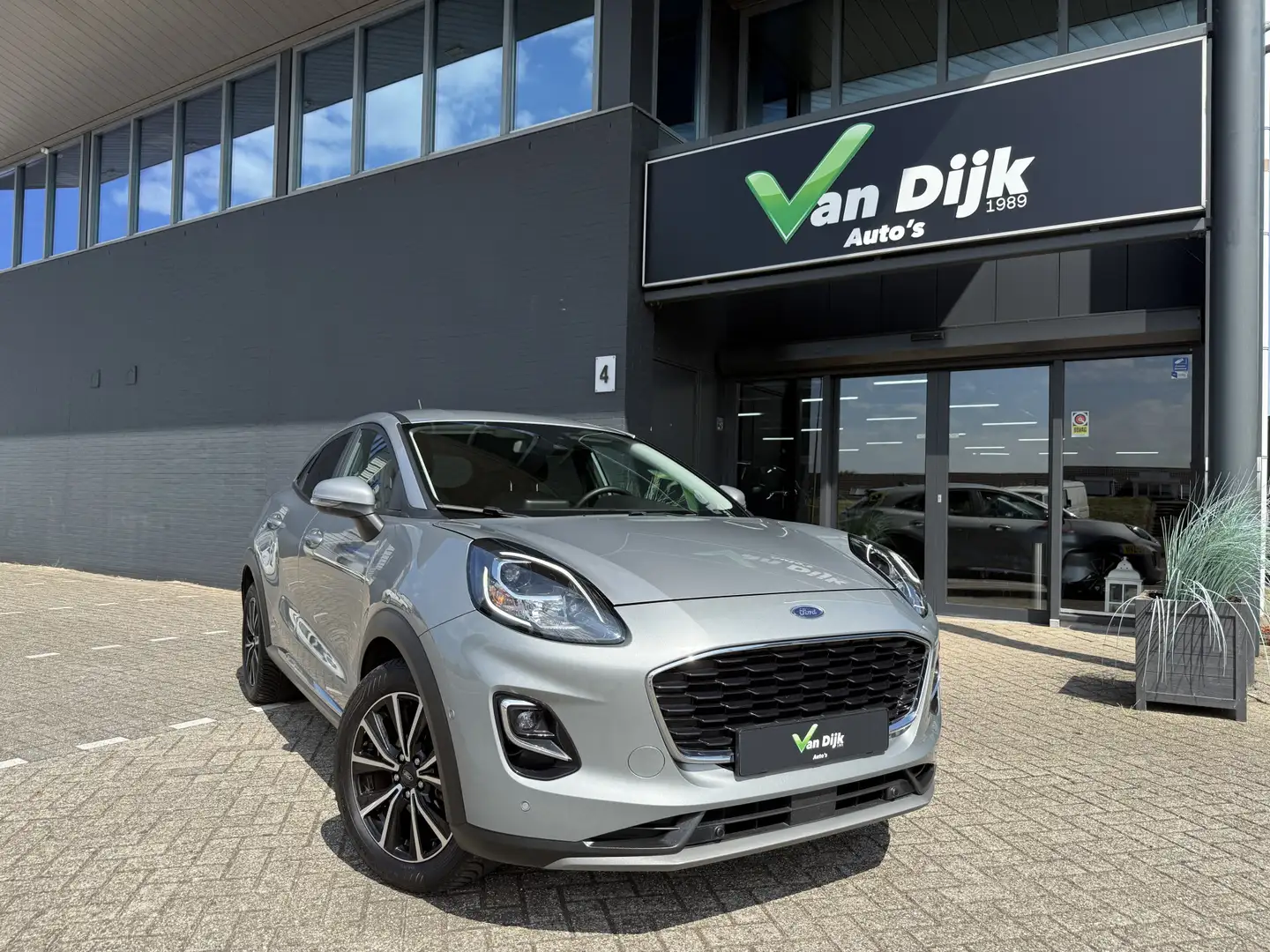 Ford Puma 1.0 Autom.Hybrid Navi Camera Grijs - 1