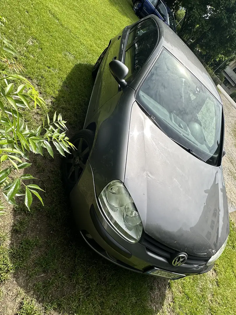 Volkswagen Golf 5p 1.9 tdi Trendline - 2