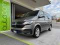 Volkswagen T6.1 Caravelle 2.0TDI CRUIS 6M AUTOCARRO 6P GARANZIA 24 UNIPROPR. Grau - thumbnail 1