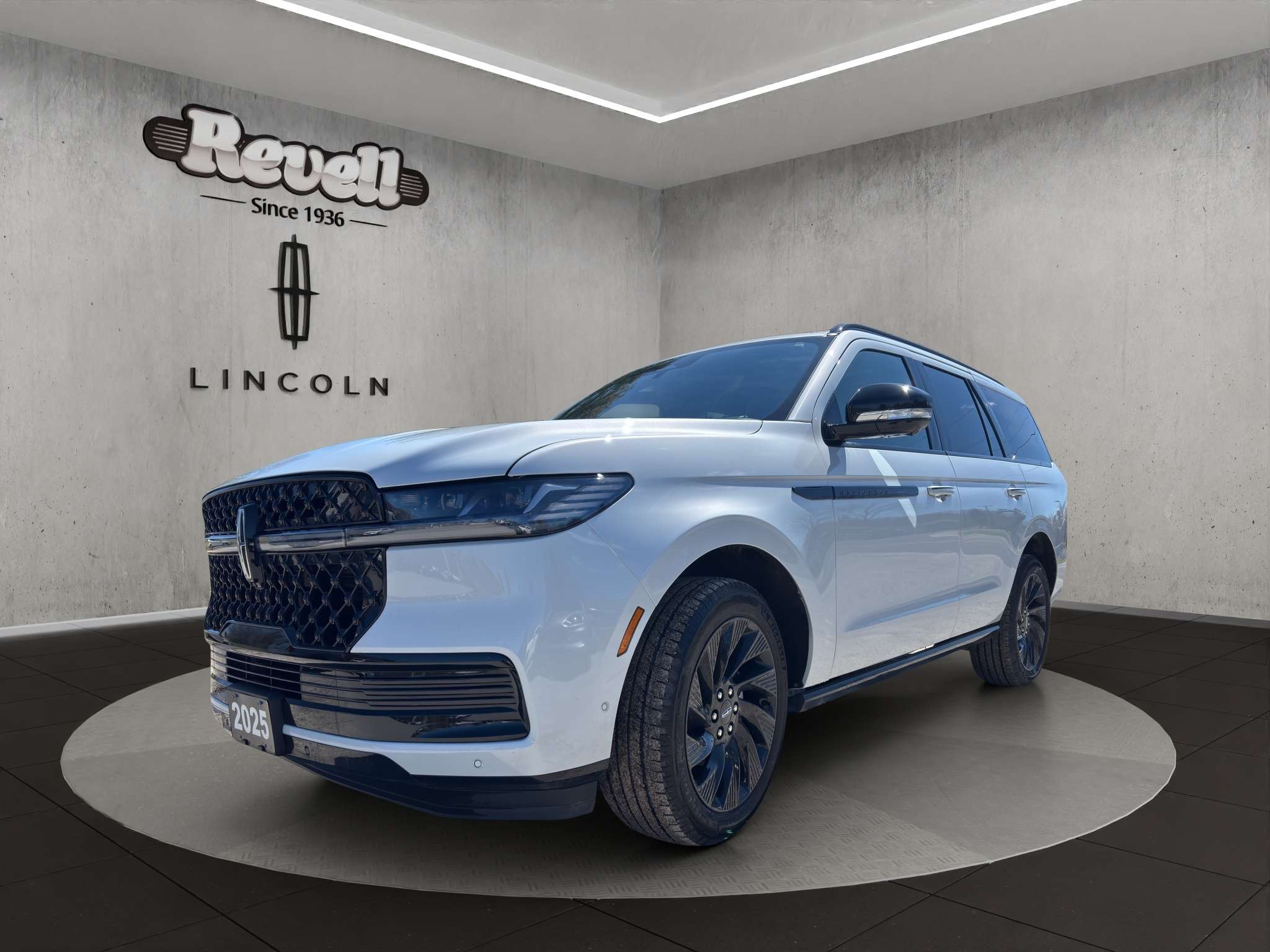 2025 Lincoln Navigator RESERVE 4X4 EXEC DEMO