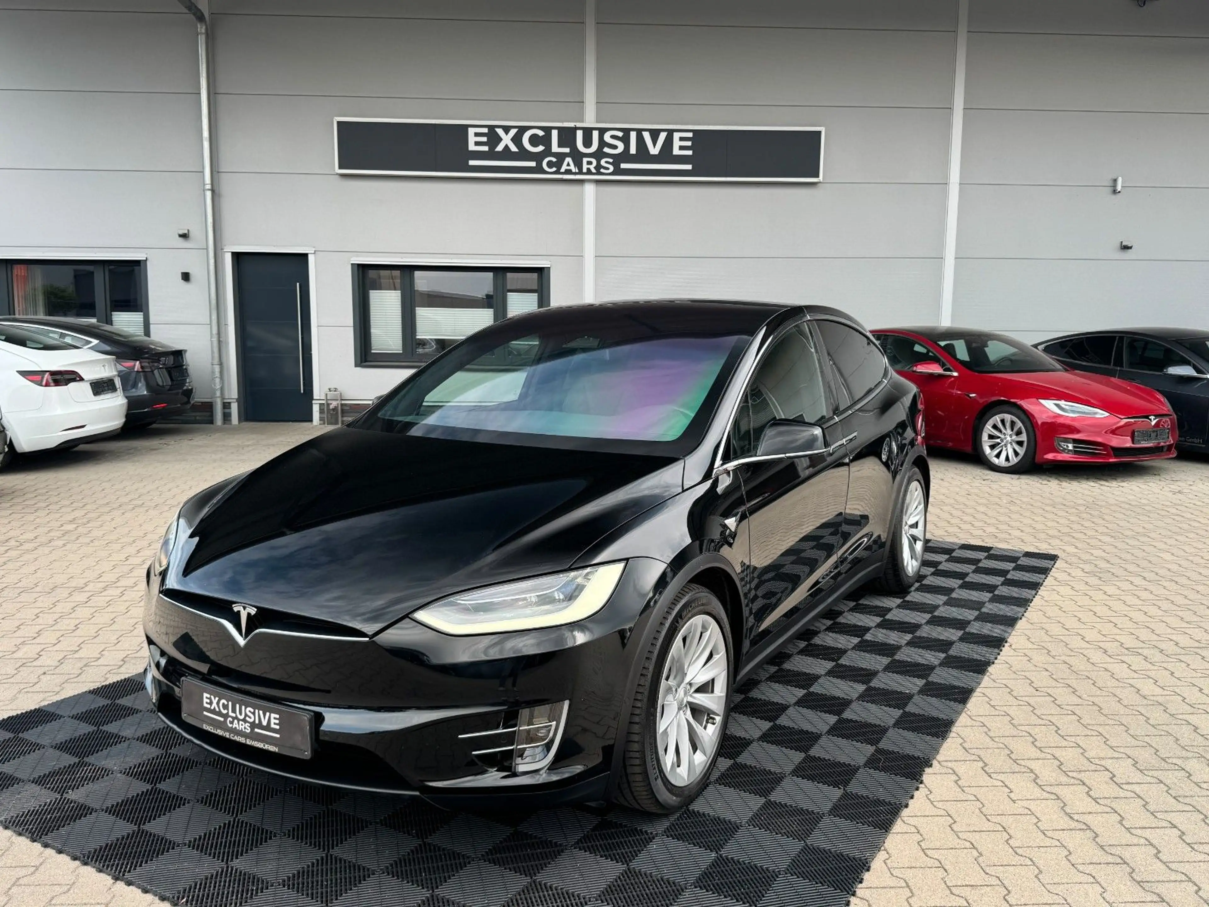 Tesla Model X MODEL X LONG RAVEN PLUS DUAL MOTOR | 7 SEATER | — photo 2